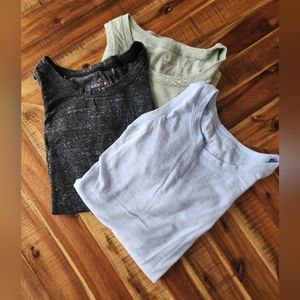 ** 2/$15 ** Bundle of 3 Danskin Heathered Tanks - Medium